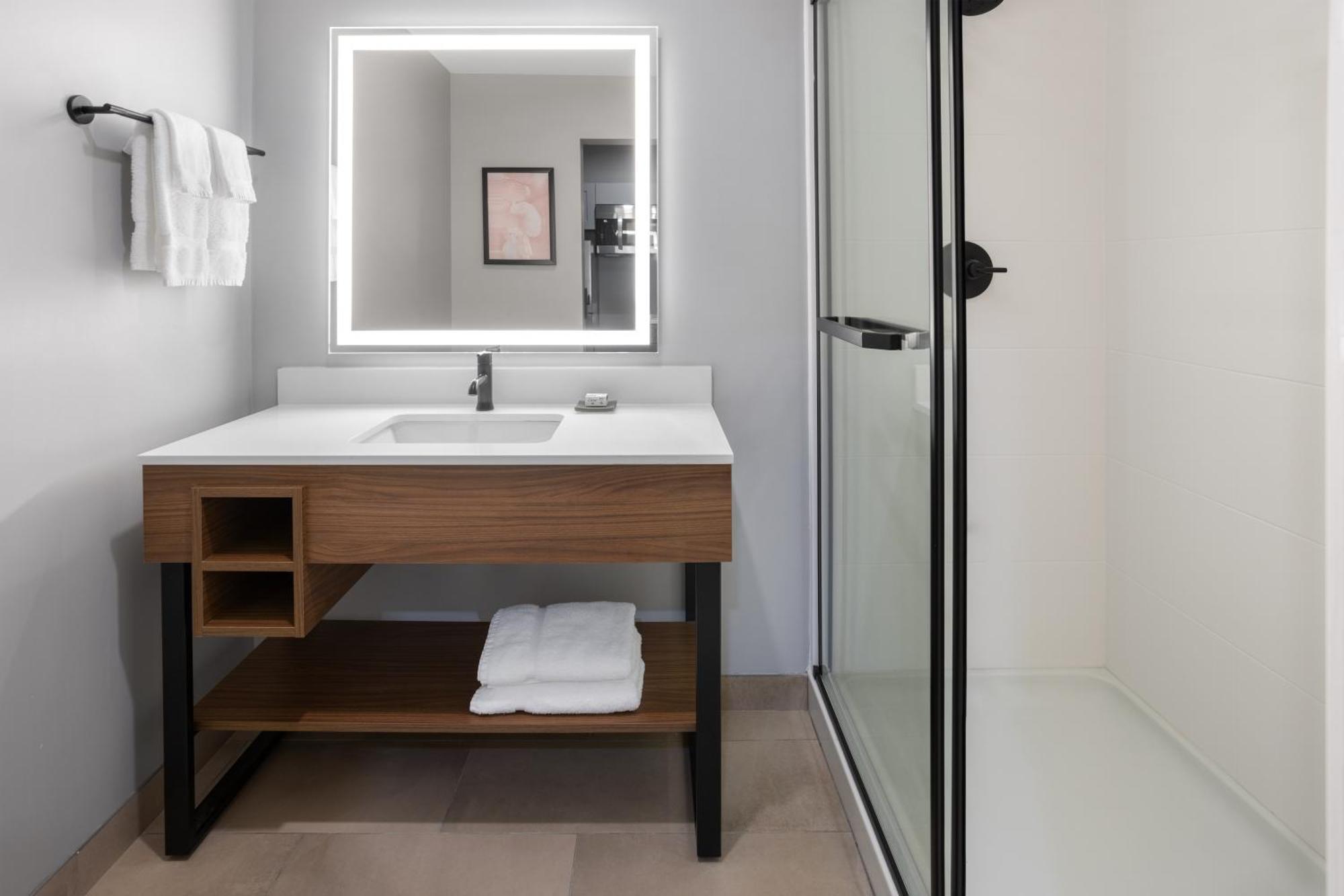 Hawthorn Extended Stay By Wyndham Williston Burlington Esterno foto